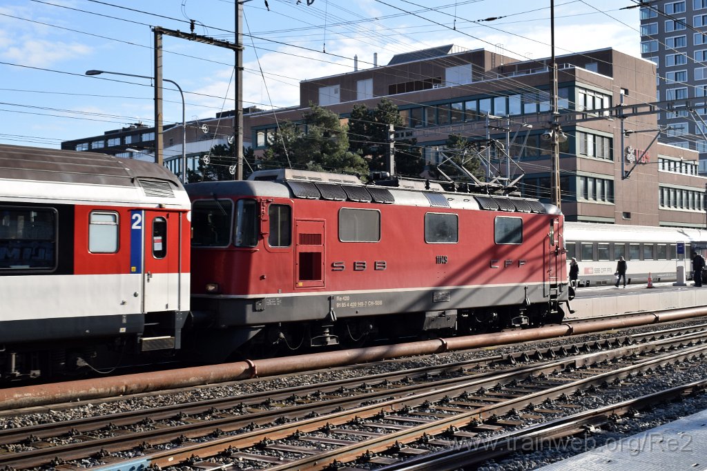 5873-0044-040320.jpg - SBB-CFF Re 4/4'' 11149 (Re 420.149-7)  (Re 91 85 4 420 149-7 CH-SBB) / Zürich-Altstetten 4.3.2020