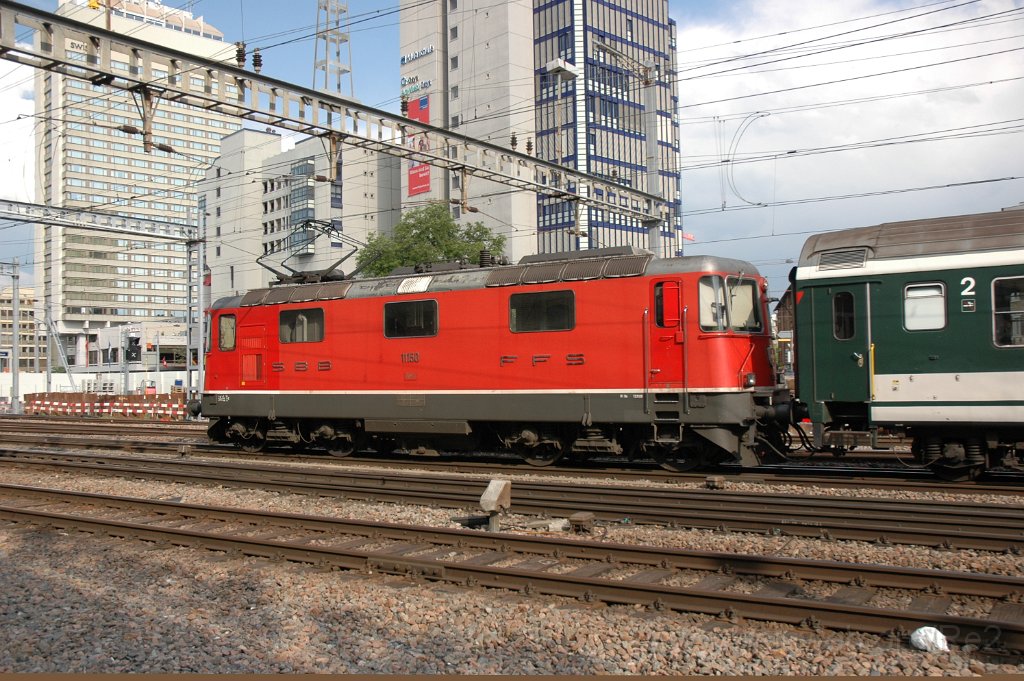 2117-0019-190511.jpg - Re 4/4" 11150 / Zürich-Oerlikon 19.5.2011