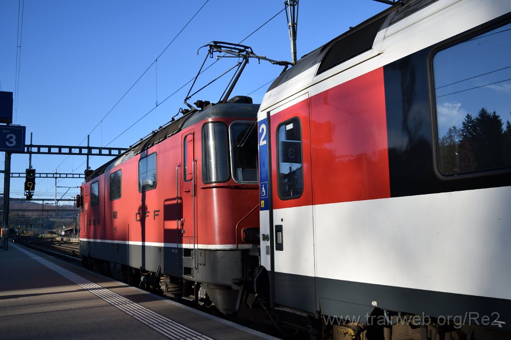 3771-0024-121115.jpg - SBB-CFF Re 4/4'' 11152 / Liestal 12.11.2015