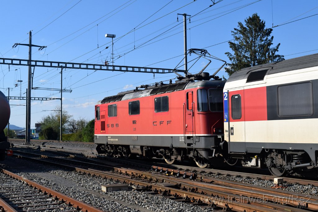 5429-0006-180419.jpg - SBB-CFF Re 4/4'' 11152 (Re 420.152-1)  (Re 91 85 4 420 152-1 CH-SBB) / Rümlang 18.4.2019