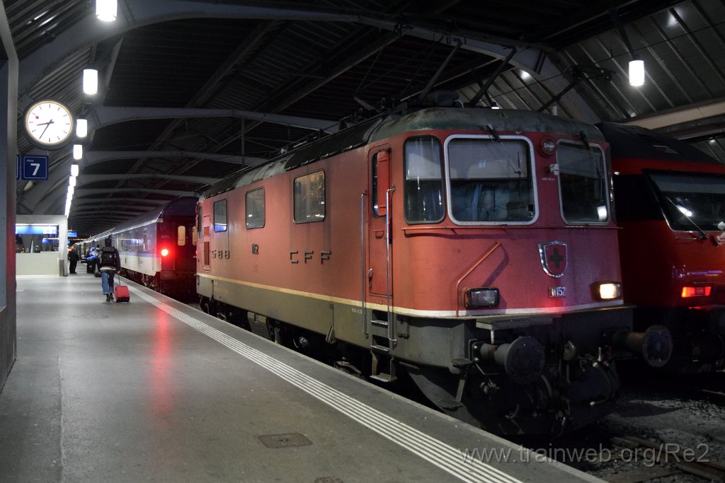 9372-0049-140924.jpg - SBB-CFF Re 4/4'' 11152 (Re 420.152-1)  (Re 91 85 4 420 152-1 CH-SBB) / Zürich HB 14.9.2024