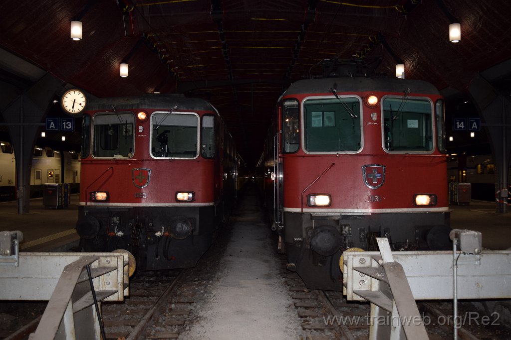 7267-0005-230121.jpg - SBB-CFF Re 4/4'' 11153 (Re 420.135-6)  (Re 91 85 4 420 135-6 CH-SBB) + SBB-CFF Re 4/4'' 11135 (Re 420.135-6)  (Re 91 85 4 420 135-6 CH-SBB) / Zürich HB 23.1.2021