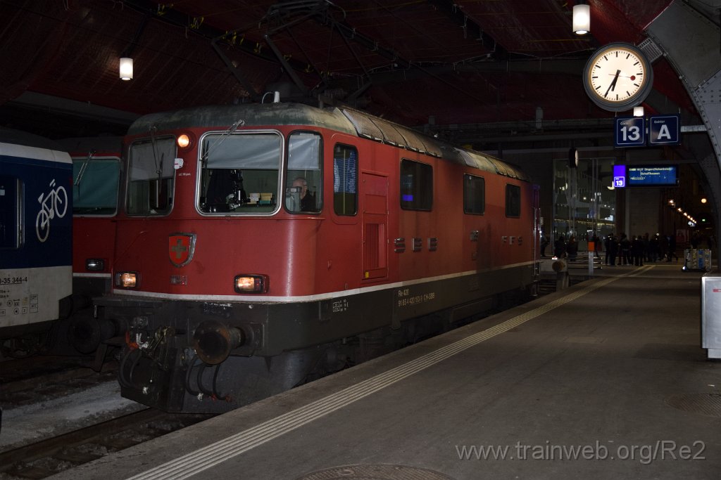 7267-0033-230121.jpg - SBB-CFF Re 4/4'' 11153 (Re 420.135-6)  (Re 91 85 4 420 135-6 CH-SBB) / Zürich HB 23.1.2021