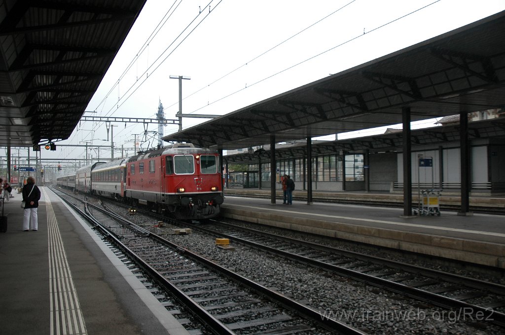 1951-0025-220710.jpg - SBB-CFF Re 4/4'' 11154 / Aarau 22.7.2010