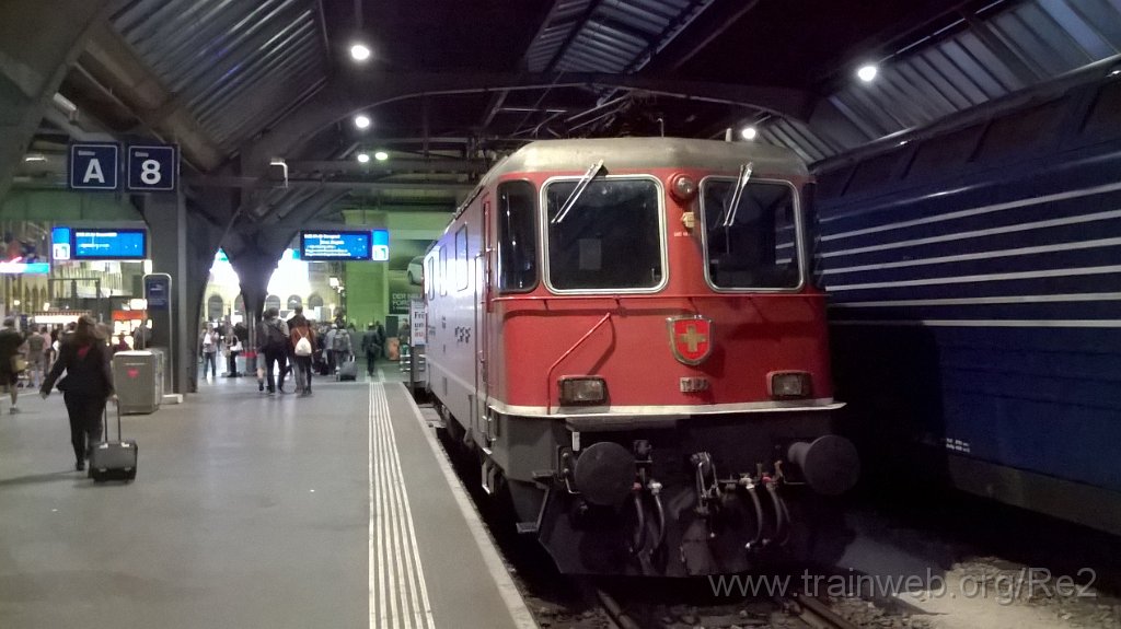3673-0022-020915.jpg - SBB-CFF Re 4/4'' 11156 / Zürich HB 2.9.2015