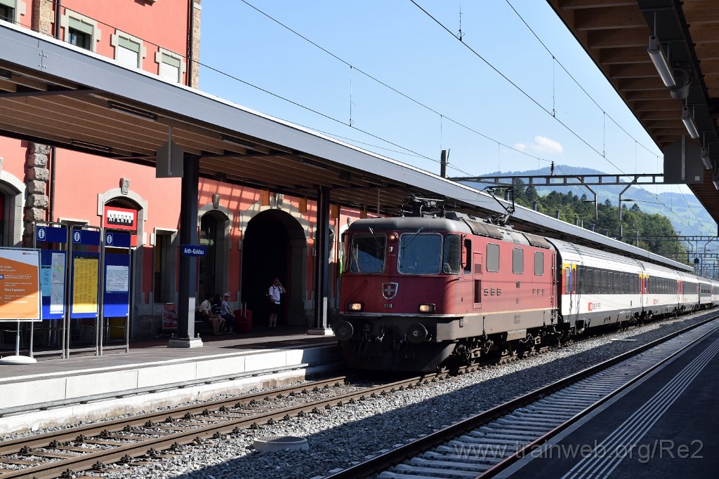 4126-0021-120916.jpg - SBB-CFF Re 4/4'' 11159 (Re 420.159-6)  (Re 91 85 4 420 159-6 CH-SBB) / Arth-Goldau 12.9.2016