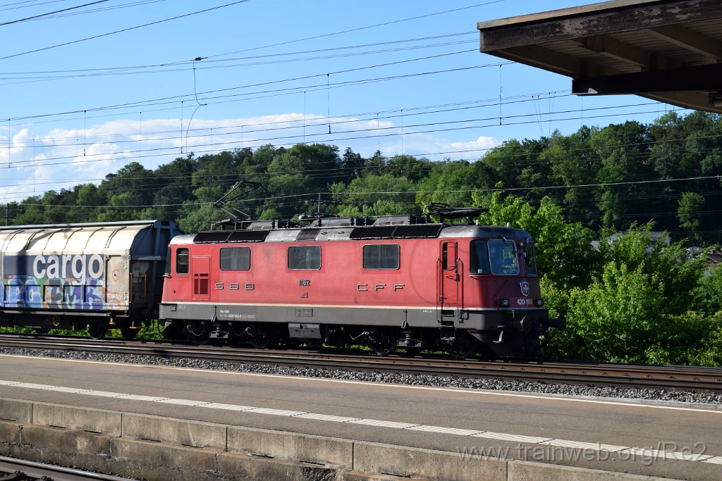 4986-0050-240518.jpg - SBBC Re 4/4'' 11162 (Re 420.162-0)  (Re 91 85 4 420 162-0 CH-SBBC) / Killwangen-Spreitenbach 24.5.2018