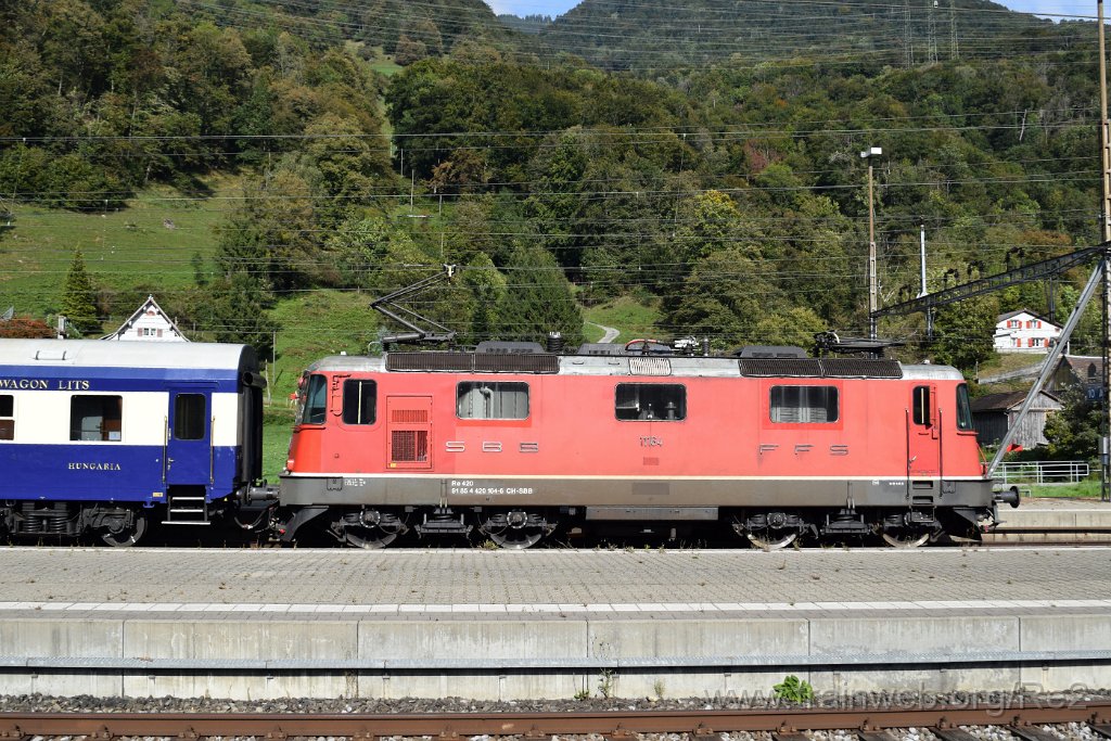 8799-0030-051023.jpg - SBB-CFF Re 4/4'' 11164 (Re 420.164-6)  (Re 91 85 4 420 164-6 CH-SBB) / Ziegelbrücke 5.10.2023
