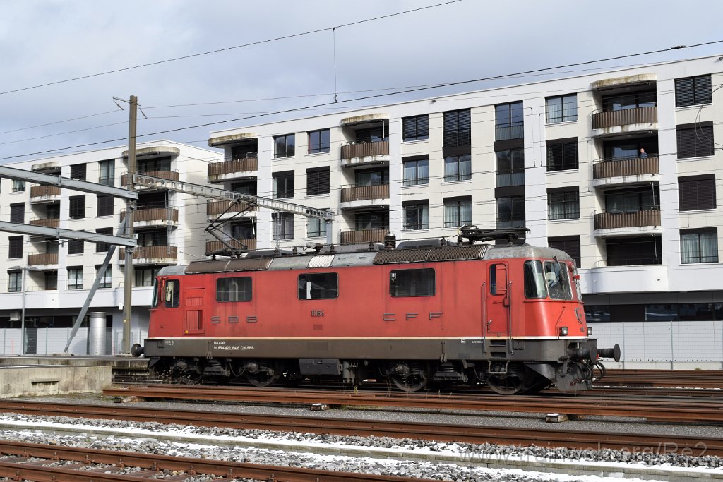 8885-0025-261123.jpg - SBB-CFF Re 4/4'' 11164 (Re 420.164-6)  (Re 91 85 4 420 164-6 CH-SBB) / Wattwil 26.11.2023