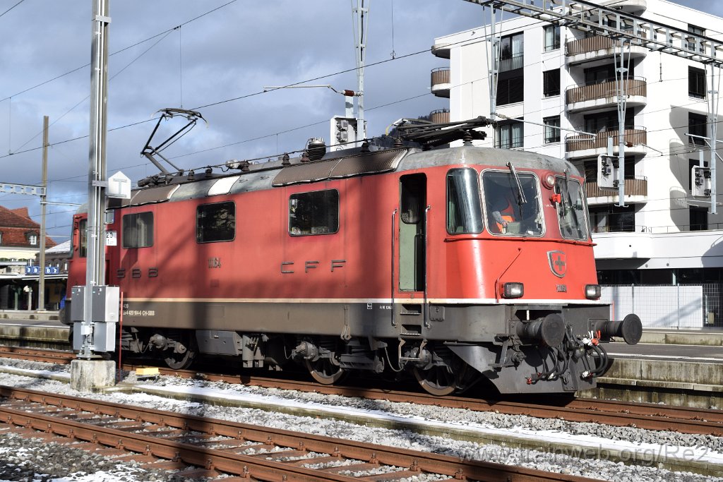 8886-0014-261123.jpg - SBB-CFF Re 4/4'' 11164 (Re 420.164-6)  (Re 91 85 4 420 164-6 CH-SBB) / Wattwil 26.11.2023