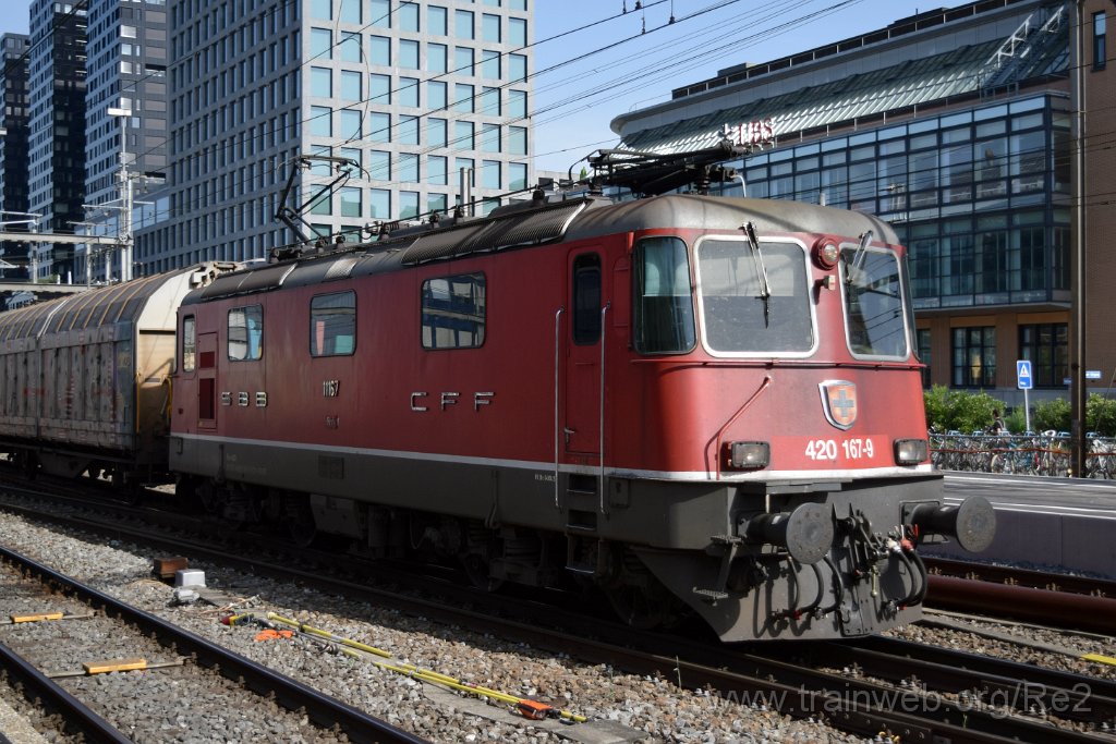 5588-0040-250619.jpg - SBBC Re 4/4'' 11167 (Re 420.167-9)  (Re 91 85 4 420 167-9 CH-SBBC) / Zürich-Altstetten 25.6.2019