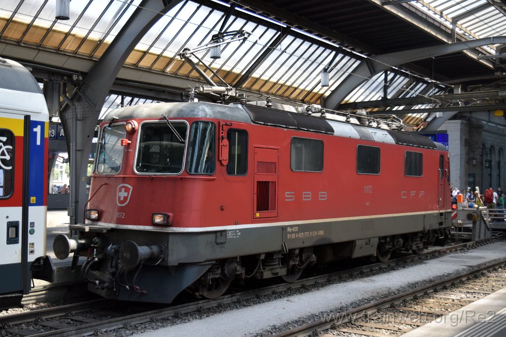 8104-0048-220722.jpg - SBB-CFF Re 4/4'' 11172 (Re 420.172-9)  (Re 91 85 4 420 172-9 CH-SBB) / Zürich HB 22.7.2022