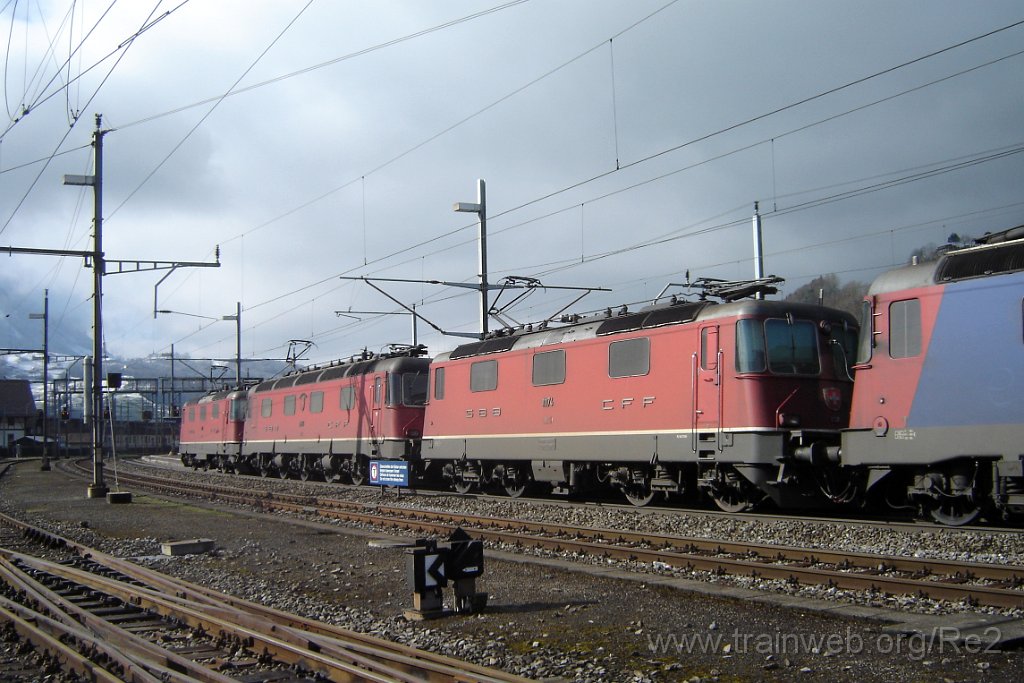 1300-0033-310307.jpg - SBB-CFF Ref 4/4'' 11171 + SBB-CFF Ref 6/6 11683 ''Amsteg - Silenen'' + SBB-CFF Ref 4/4'' 11174 / Schwyz 31.3.2007