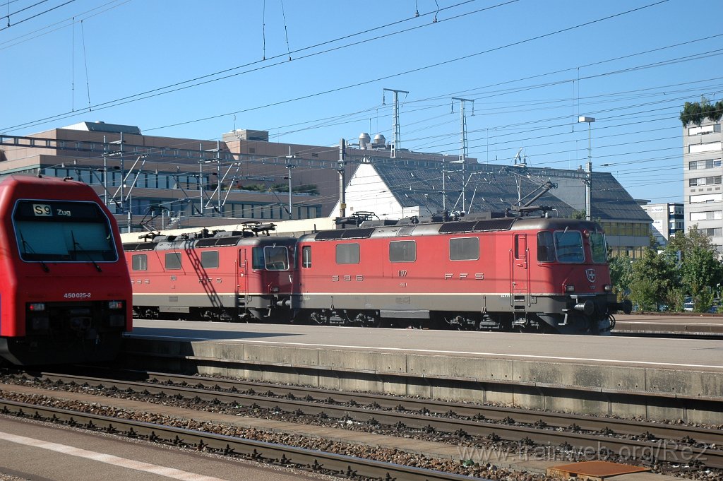 1544-0035-270808.jpg - SBB-CFF Ref 4/4'' 11177 + SBB-CFF Re 4/4'' 11298 / Zürich-Altstetten 27.8.2008