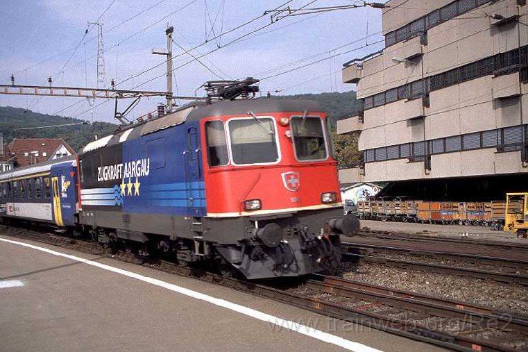 0783-16w.JPG - Re 4/4" 11181 "Zugkraft Aargau" / Baden 15.9.1999