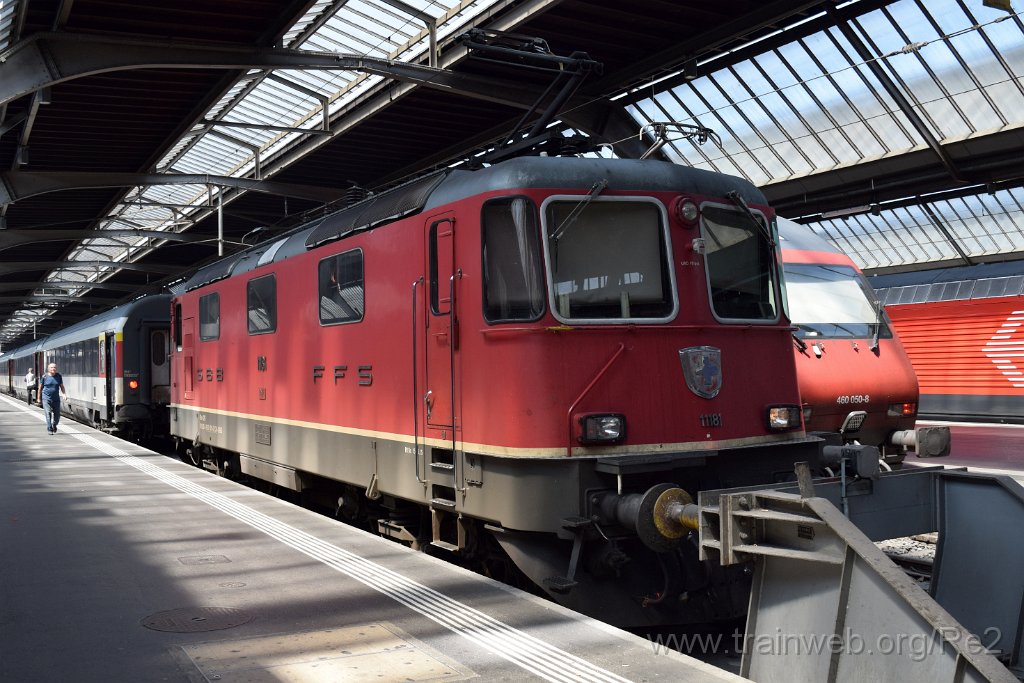 5107-0030-240718.jpg - SBB-CFF Re 4/4'' 11181 (Re 420.181-0)  (Re 91 85 4 420 181-0 CH-SBB) / Zürich HB 24.7.2018