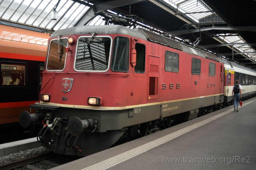 8712-0001-280723.jpg - SBB-CFF Re 4/4'' 11181 (Re 420.181-0)  (Re 91 85 4 420 181-0 CH-SBB) / Zürich HB 28.7.2023