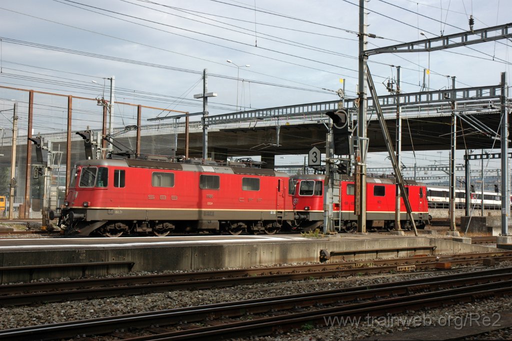 3322-0035-081014.jpg - SBB-CFF Re 4/4'' 11321 + SBB-CFF Re 4/4'' 11188 / Zürich-Altstetten 8.10.2014