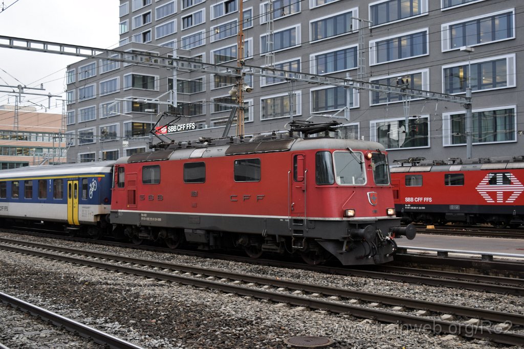 4807-0037-030118.jpg - SBB-CFF Re 4/4'' 11191 (Re 420.191-9)  (Re 91 85 4 420 191-9 CH-SBB) / Zürich-Altstetten 3.1.2018