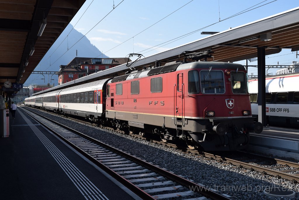 4133-0044-120916.jpg - SBB-CFF Re 4/4'' 11193 (Re 420.193-5)  (Re 91 85 4 420 193-5 CH-SBB) / Arth-Goldau 12.9.2016