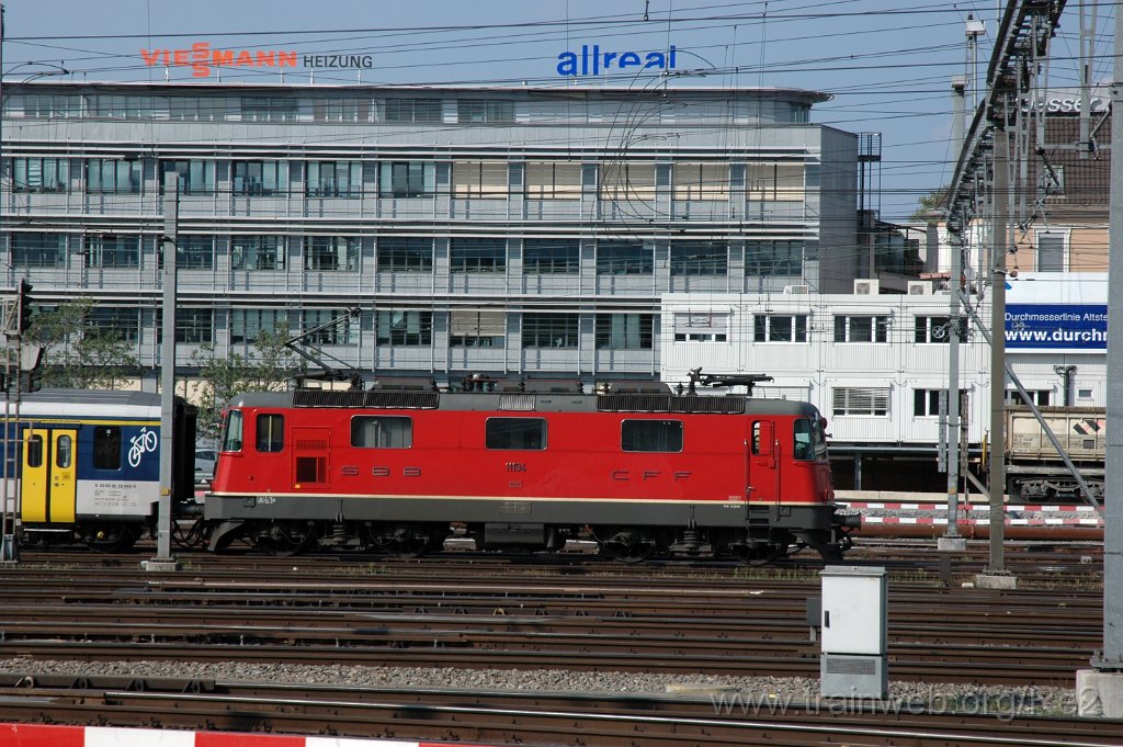 2101-0047-260411.jpg - SBB-CFF Re 4/4'' 11194 / Zürich HB 26.4.2011