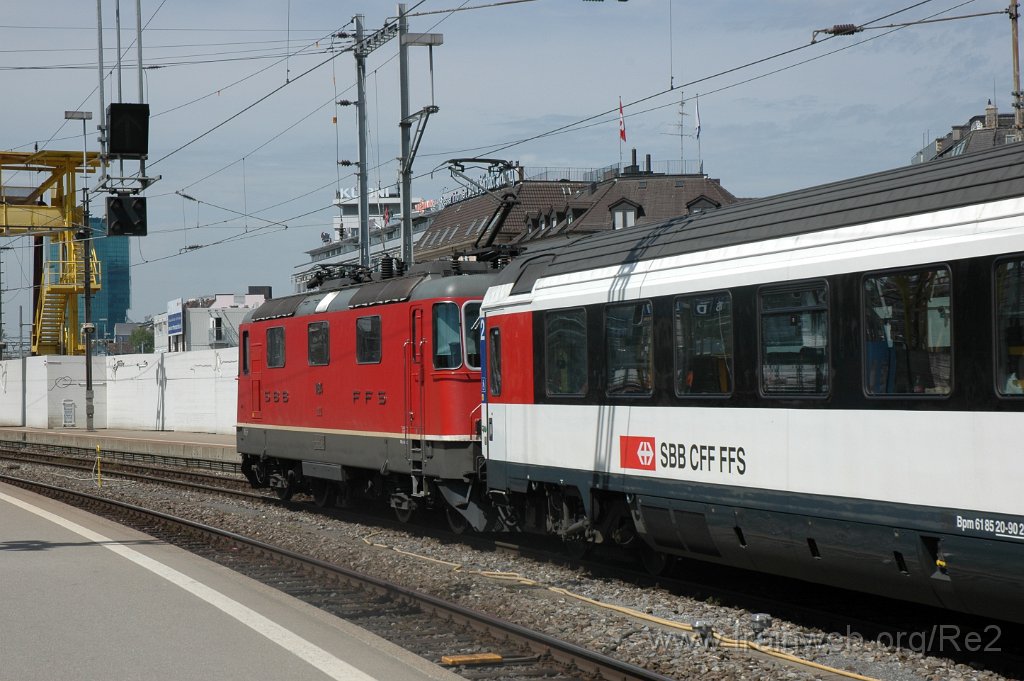 2366-0007-270412.jpg - SBB-CFF Re 4/4'' 11194 / Zürich HB 27.4.2012