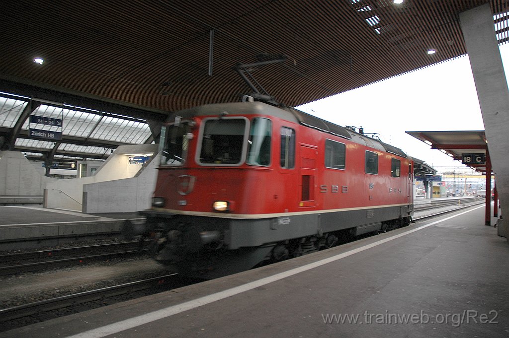 2299-0012-190112.jpg - SBB-CFF Re 4/4'' 11197 / Zürich HB 19.1.2012