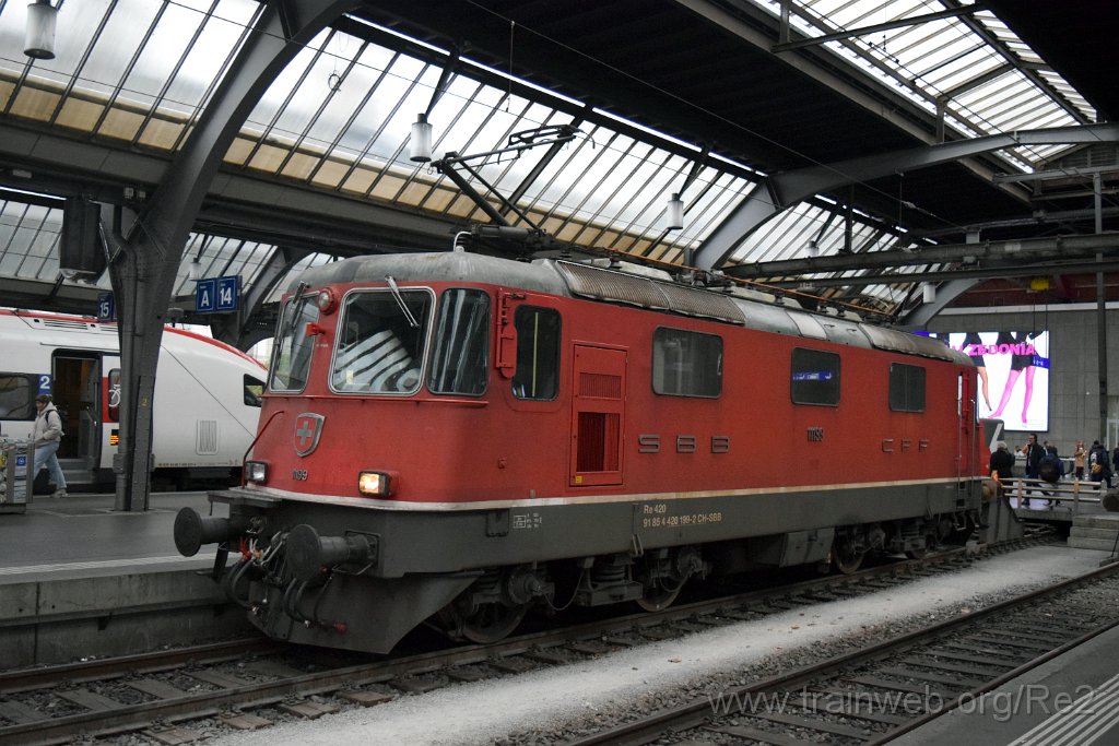 8279-0015-131122.jpg - SBB-CFF Re 4/4'' 11199 (Re 420.199-2)  (Re 91 85 4 420 199-2 CH-SBB) / Zürich HB 13.11.2022