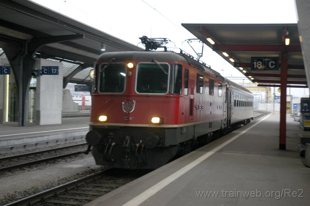 2059-0030-020211.jpg - SBB-CFF Re 4/4'' 11200 / Zürich HB 2.2.2011