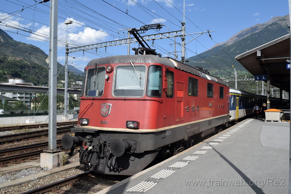 4615-0006-290817.jpg - SBB-CFF Re 4/4'' 11200 (Re 420.200-8)  (Re 91 85 4 420 200-8 CH-SBB) / Brig 29.8.2017