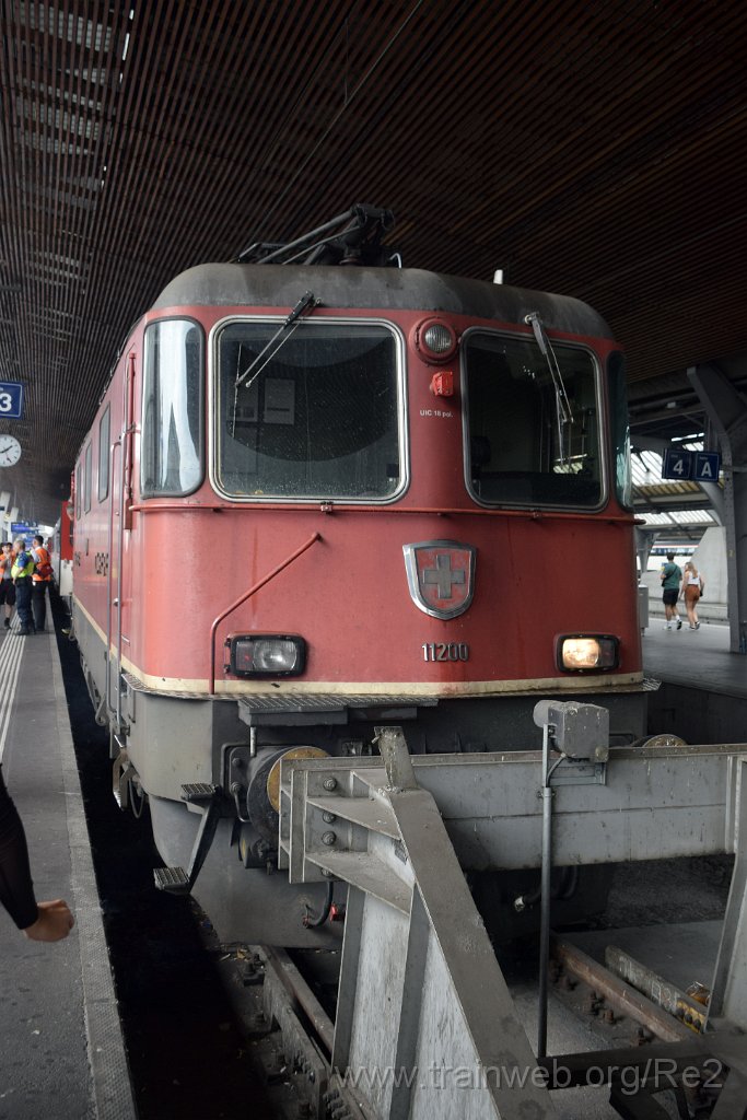 8720-0014-120823.jpg - SBB-CFF Re 4/4'' 11200 (Re 420.200-8)  (Re 91 85 4 420 200-8 CH-SBB) / Zürich HB 12.8.2023