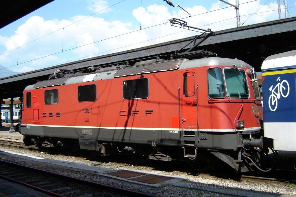 2868-0013-150713.jpg - SBB-CFF Re 4/4'' 11201 / Domodossola 15.7.2013