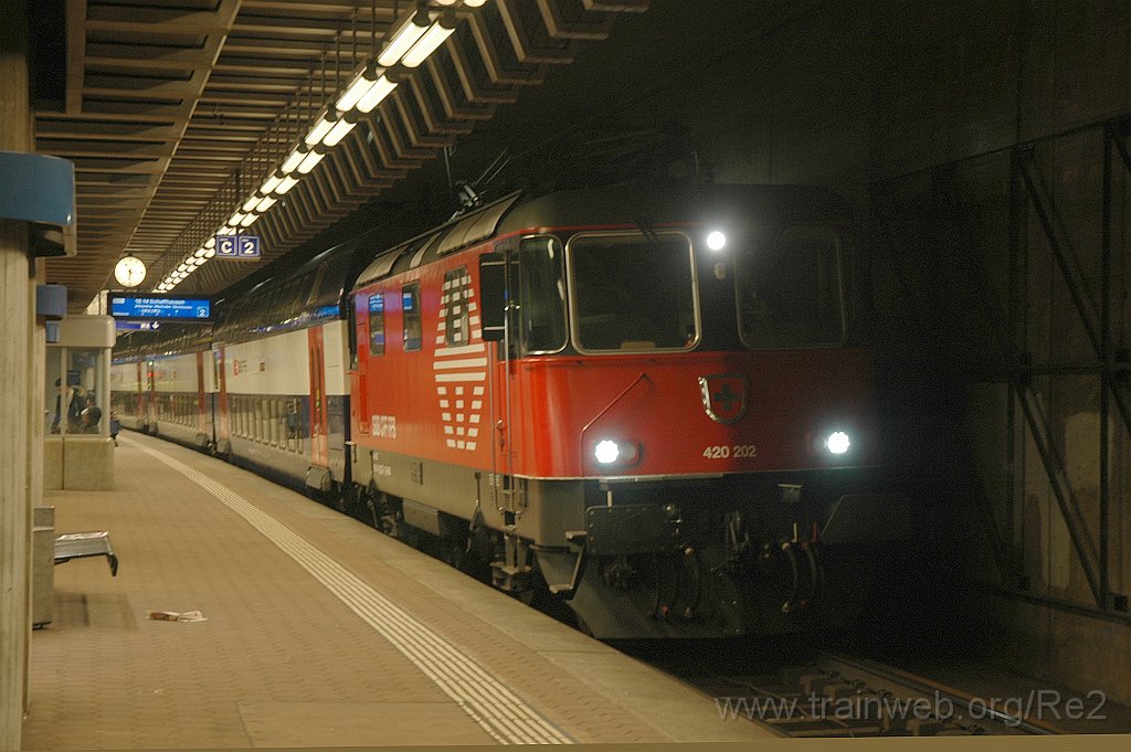 2708-0040-250213.jpg - SBB-CFF Re 420.202-4 (Re 91 85 4 420 202-4 CH-SBB) / Stettbach 25.2.2013