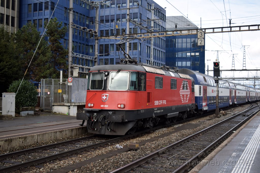 4381-0039-010317.jpg - SBB-CFF Re 420.202-4 (Re 91 85 4 420 202-4 CH-SBB) / Zürich-Altstetten 1.3.2017