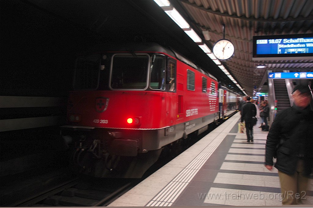 3398-0009-241114.jpg - SBB-CFF Re 420.203-2 (Re 91 85 4 420 203-2 CH-SBB) / Zürich HB (Museumstrasse) 24.11.2014