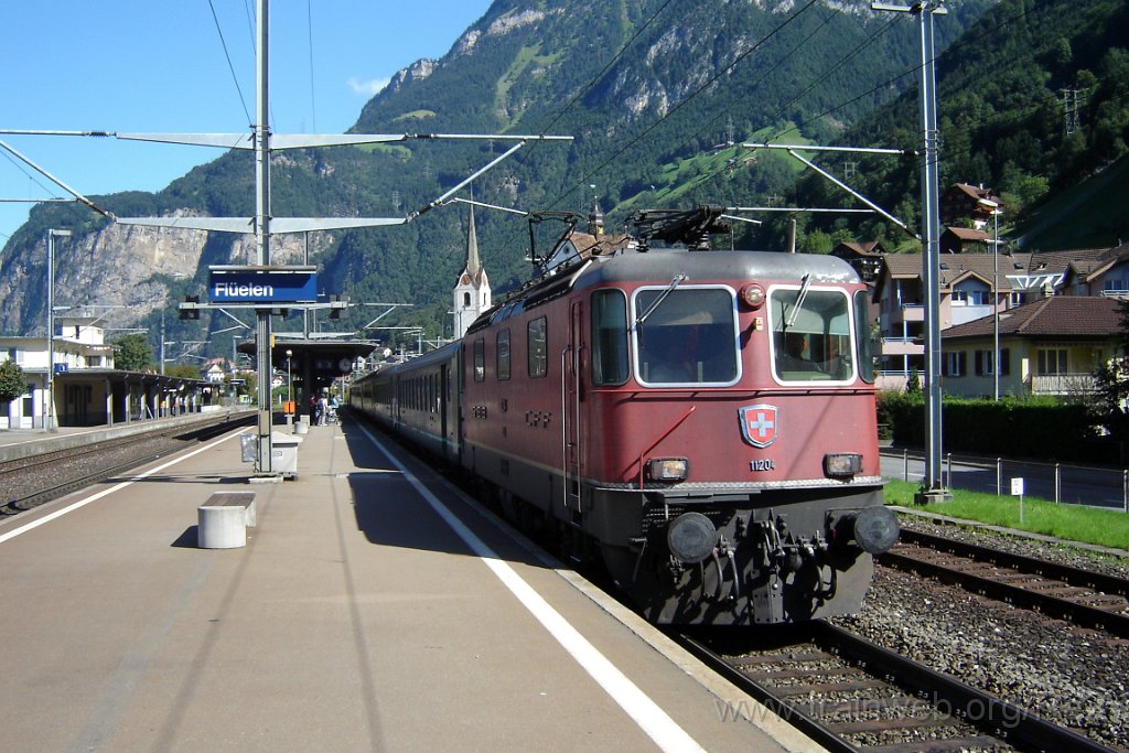 1214-0049-310806.jpg - SBB-CFF Re 4/4'' 11204 / Flüelen 31.8.2006