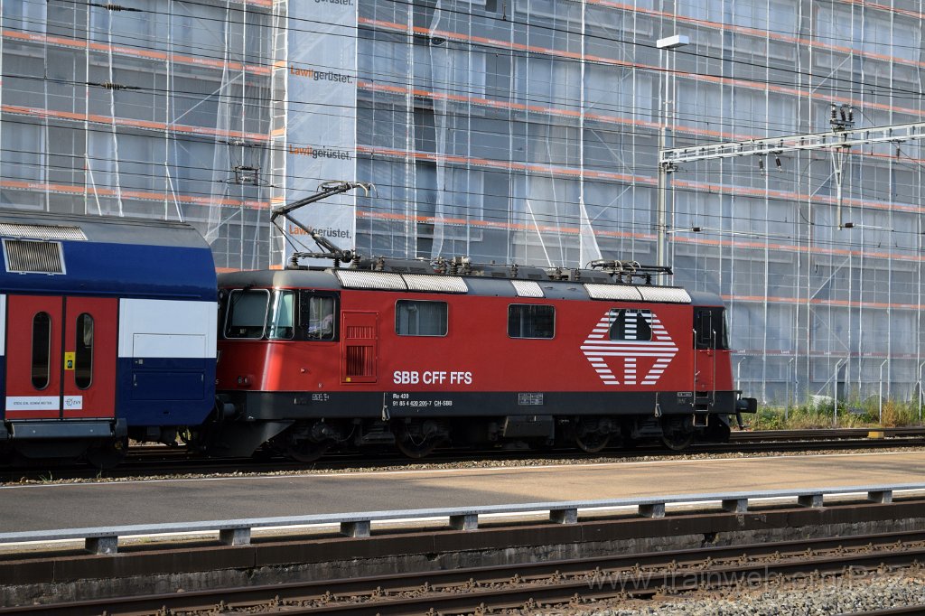 3945-0006-060616.jpg - SBB-CFF Re 420.205-7 (Re 91 85 4 420 205-7 CH-SBB) / Zürich-Altstetten 6.6.2016