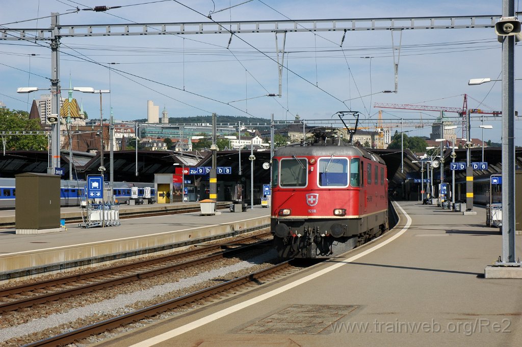 1710-0021-050809.jpg - SBB-CFF Re 4/4'' 11208 / Zürich HB 5.8.2009