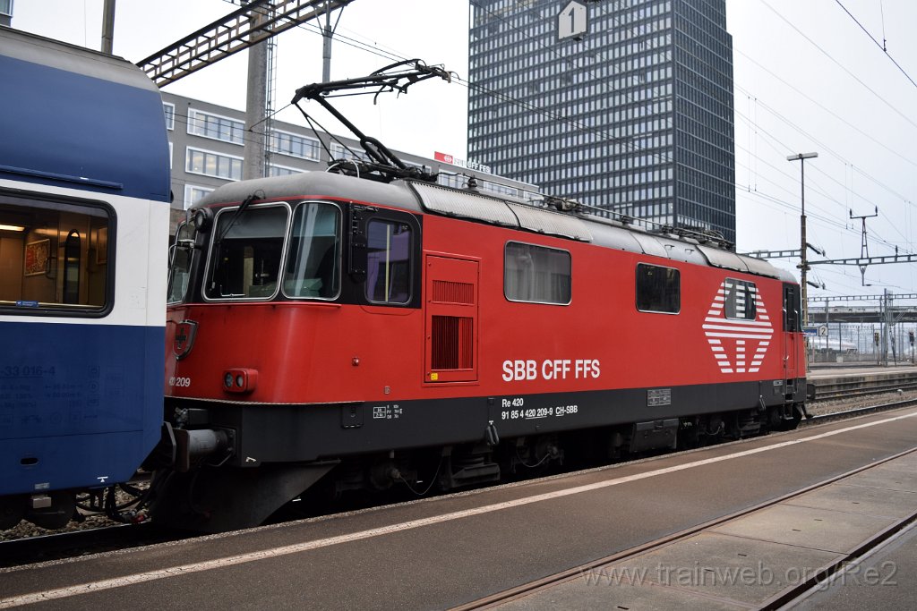 4294-0010-221216.jpg - SBB-CFF Re 420.209-9 (Re 91 85 4 420 209-9 CH-SBB) / Zürich-Altstetten 22.12.2016