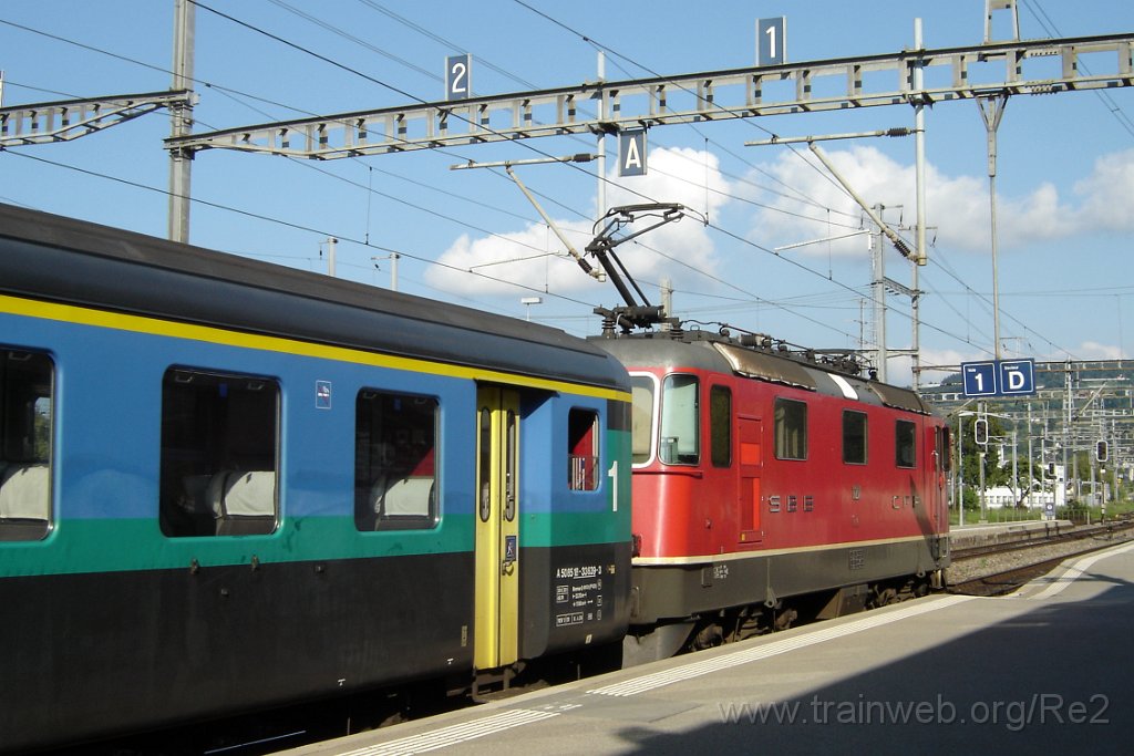 1368-0039-110807.jpg - SBB-CFF Re 4/4'' 11211 / Yverdon 11.8.2007