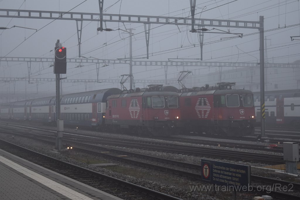 7847-0007-150122.jpg - SBB-CFF Re 420.211-5 (Re 91 85 4 420 211-5 CH-SBB) + SBB-CFF Re 420.206-5 (Re 91 85 4 420 206-5 CH-SBB) / Rapperswil 15.1.2022