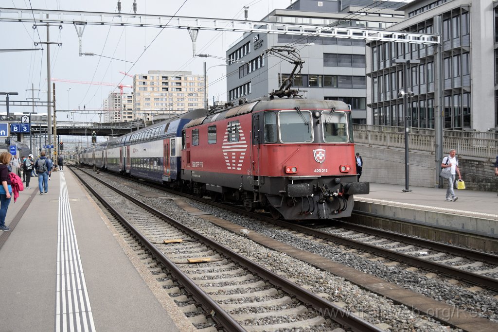 9031-0035-080424.jpg - SBB-CFF Re 420.212-3 (Re 91 85 4 420 212-3 CH-SBB) / Zürich-Altstetten 8.4.2024