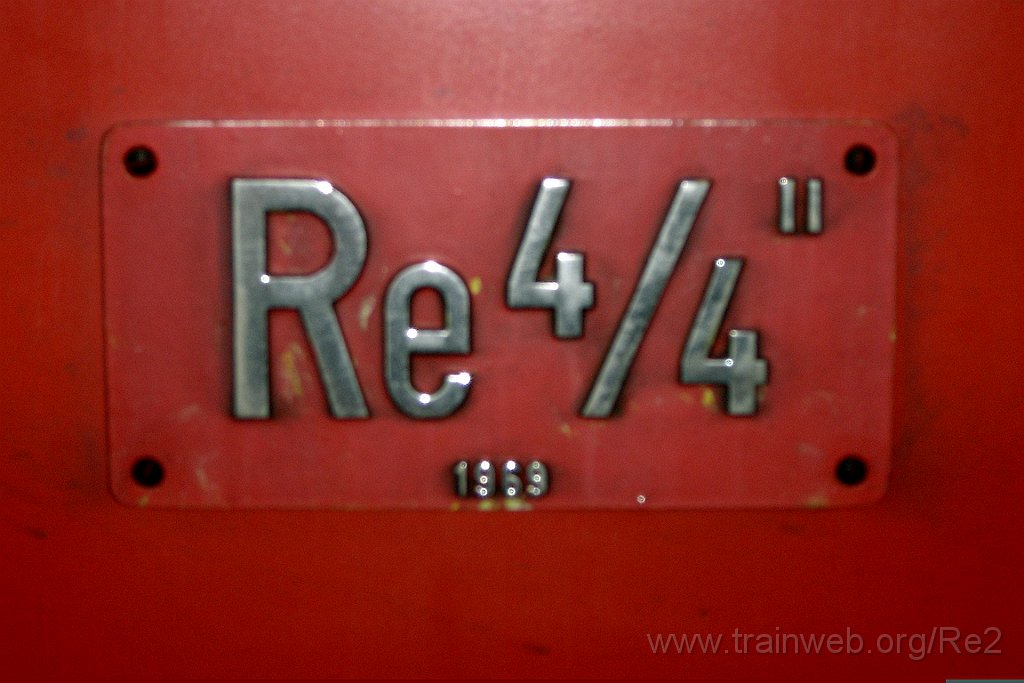 1190-0043-180606.jpg - SBB-CFF Re 4/4'' 11213 / Zürich HB 18.6.2006