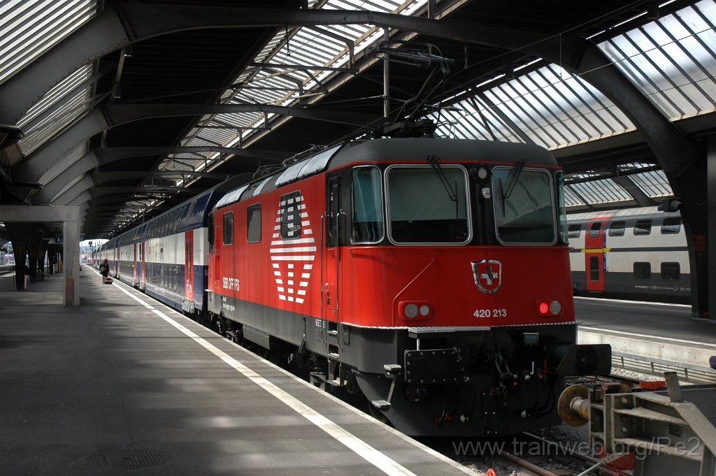 2499-0050-160712.jpg - SBB-CFF Re 420.213-1 (Re 91 85 4 420 213-1 CH-SBB) / Zürich HB 16.7.2012