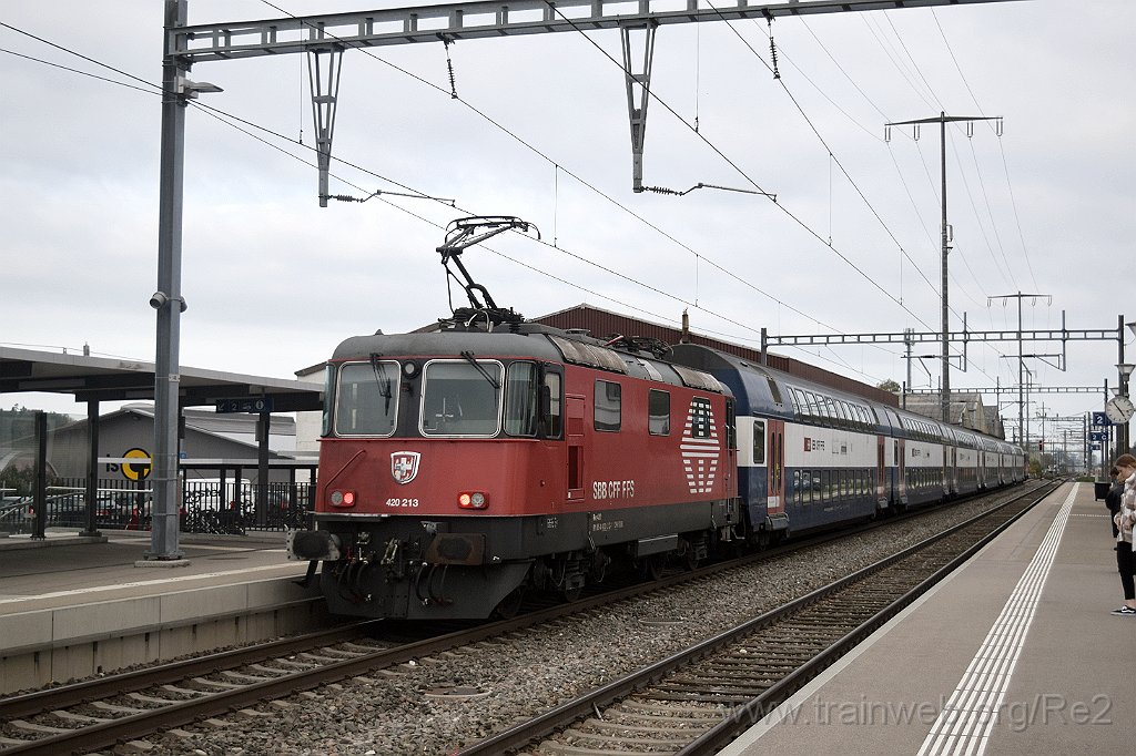 8245-0041-191022.jpg - SBB-CFF Re 420.225-5 (Re 91 85 4 420 225-5 CH-SBB) + SBB-CFF Re 420.213-1 (Re 91 85 4 420 213-1 CH-SBB) / Islikon 19.10.2022