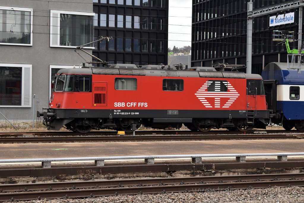 4382-0033-010317.jpg - SBB-CFF Re 420.214-9 (Re 91 85 4 420 214-9 CH-SBB) / Zürich-Altstetten 1.3.2017