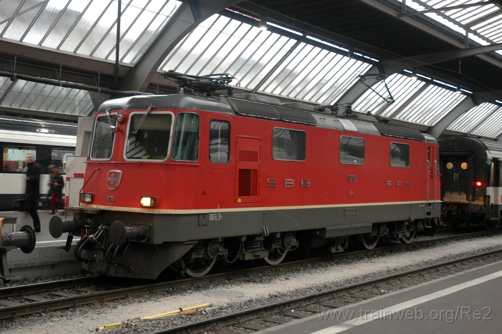 2740-0049-080413.jpg - SBB-CFF Re 4/4'' 11215 / Zürich HB 8.4.2013