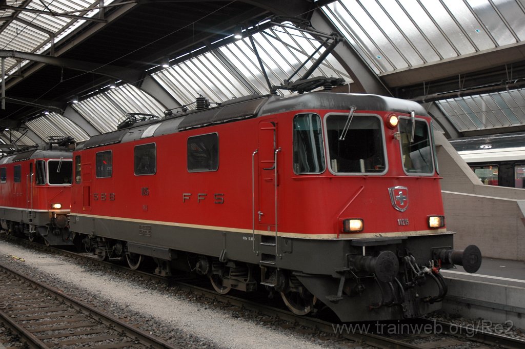 2741-0009-080413.jpg - SBB-CFF Re 4/4'' 11215 / Zürich HB 8.4.2013