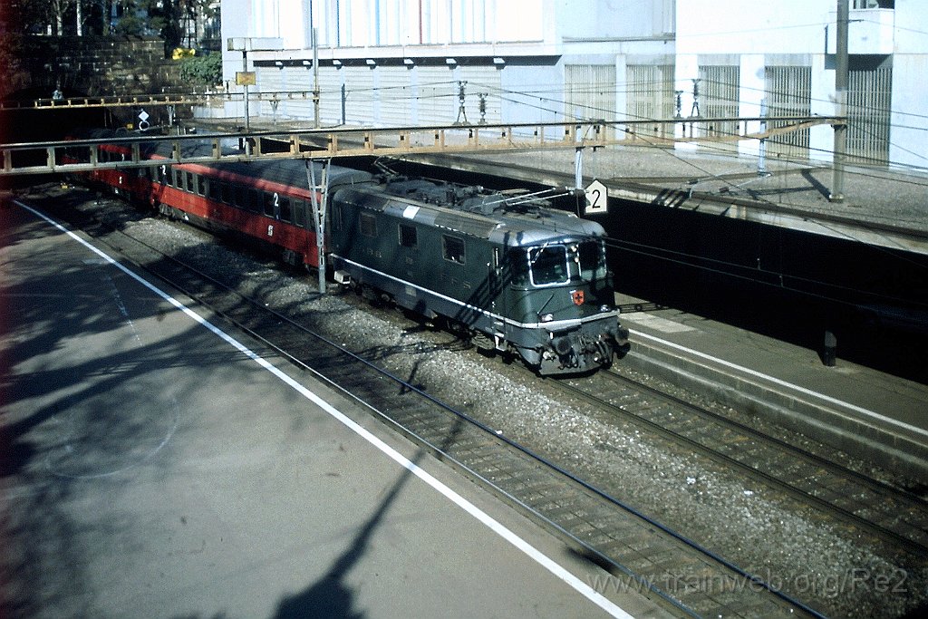 0702-0001.jpg - SBB-CFF Re 4/4'' 11219 / Zürich-Enge 19.2.1998