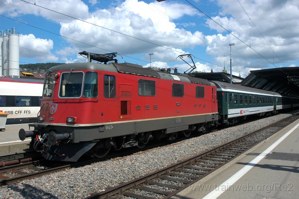 1703-0009-250709.jpg - SBB-CFF Re 4/4'' 11220 / Zürich HB 25.7.2009